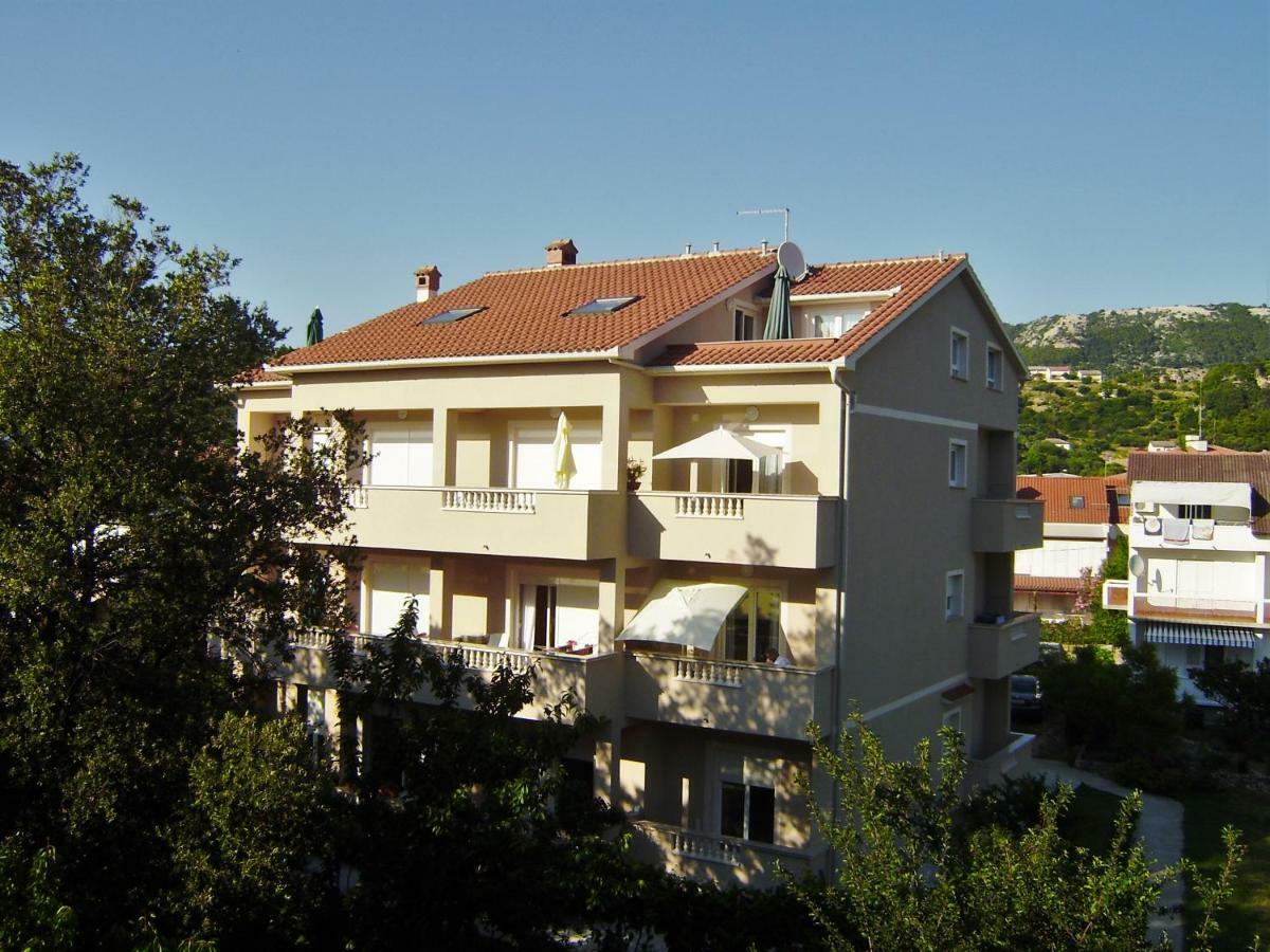 Apartments Macolic Раб Экстерьер фото